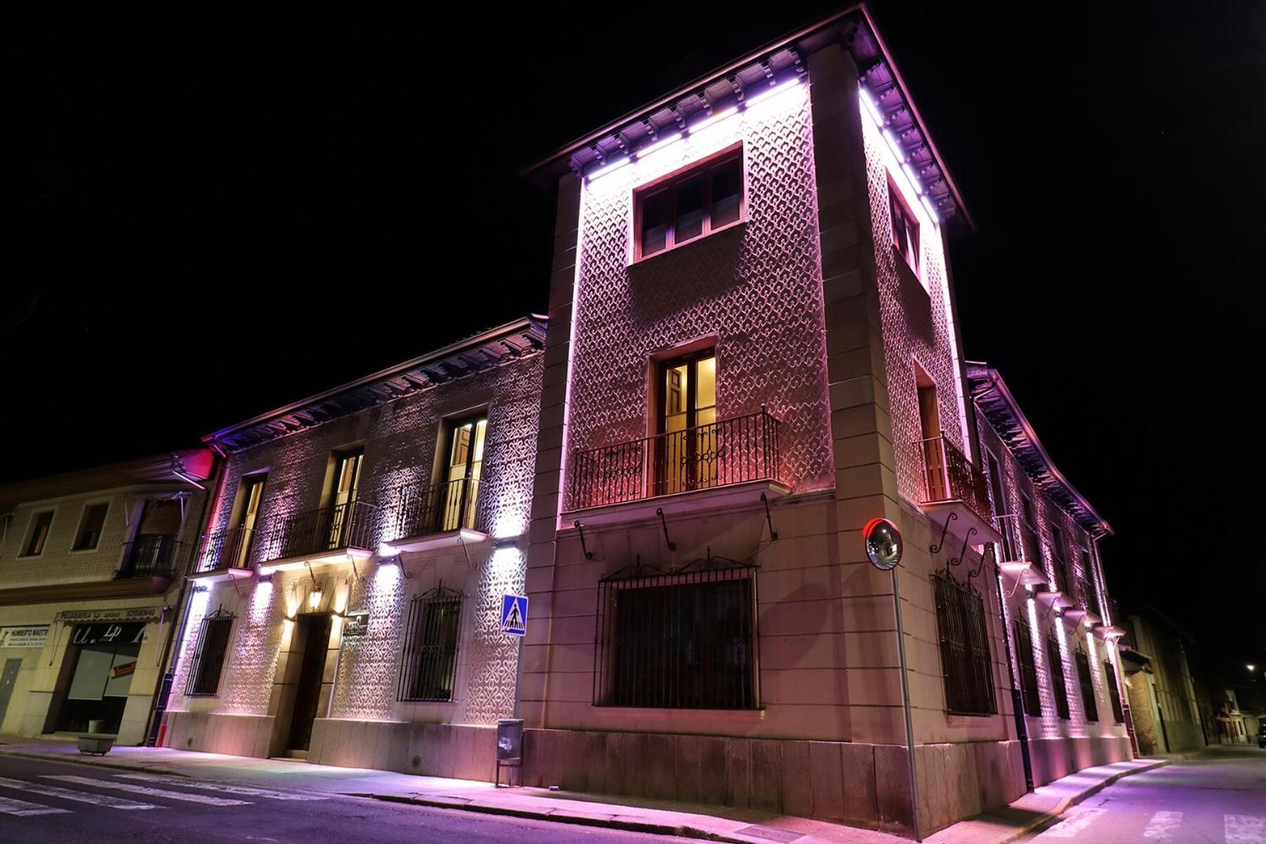 Villa Almudena Nava de la Asuncion Eksteriør billede