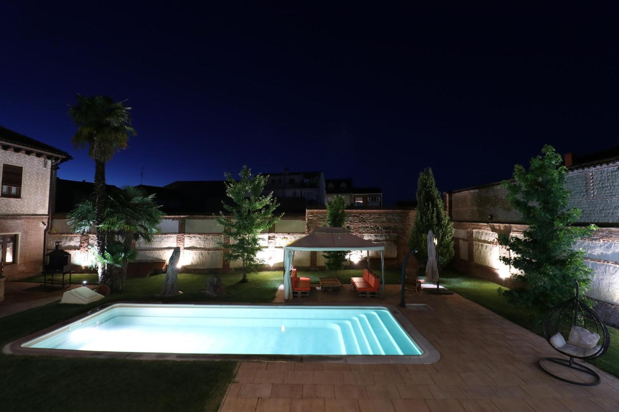 Villa Almudena Nava de la Asuncion Eksteriør billede